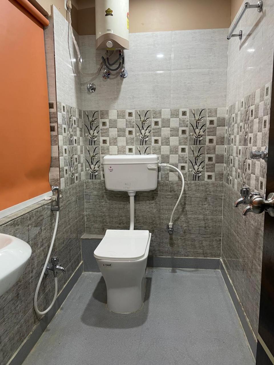 Crystal Inn Salkhia Экстерьер фото